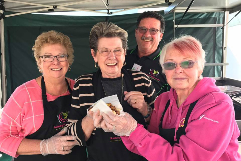 sunbury-neighbourhood-kitchen-sausage-sizzle